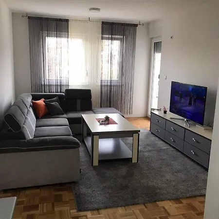 Apartment Jaca *