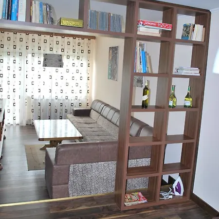 Apartman *